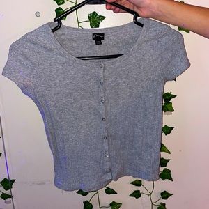 🤍Target gray buttoned cropped too